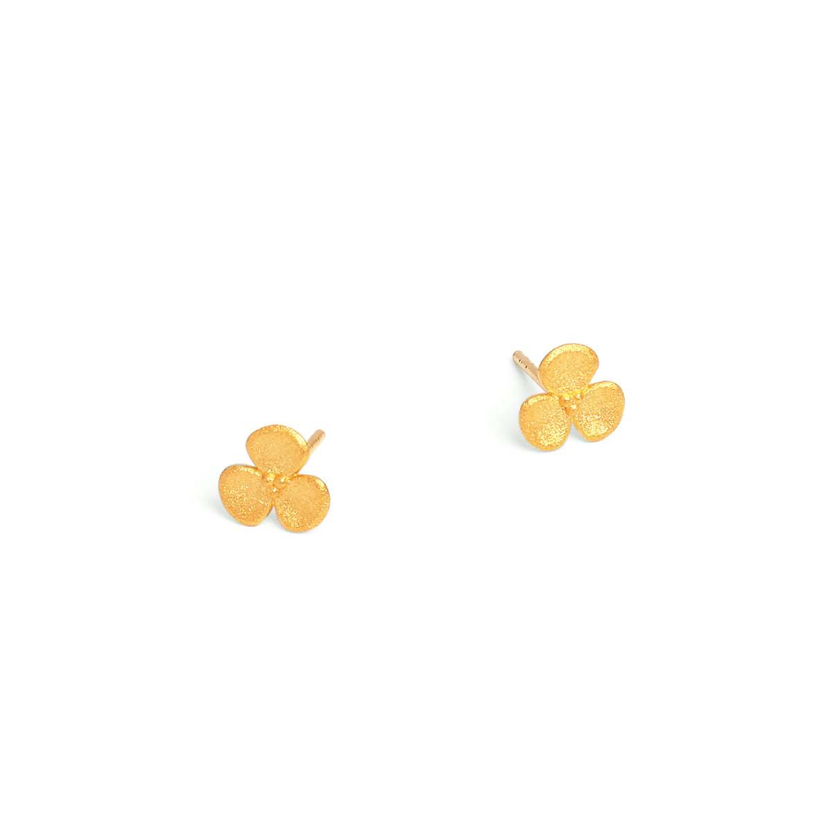 Ohrstecker Leiflori von BERND WOLF aus 24-Karat-goldplattiertem Sterlingsilber, Designlinie Flowertimes.