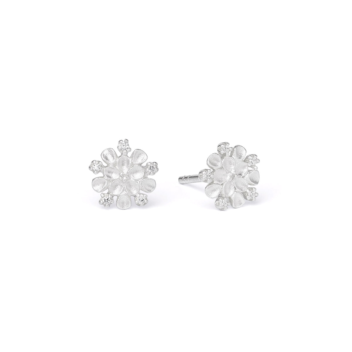 Ohrstecker Cerisi von BERND WOLF aus 925er Sterlingsilber mit Zirkonia, Designlinie Flowertimes.