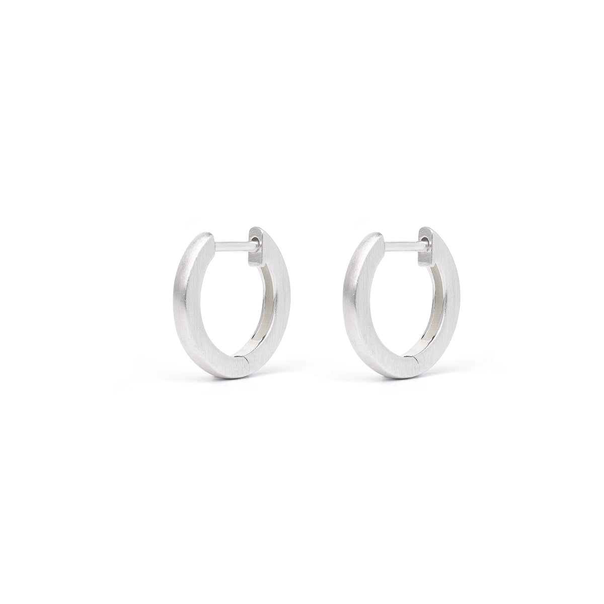 Creolen Mond von BERND WOLF aus 24-Karat-goldplattiertem Sterlingsilber mit Zirkonia, Designlinie Sun&Moon.