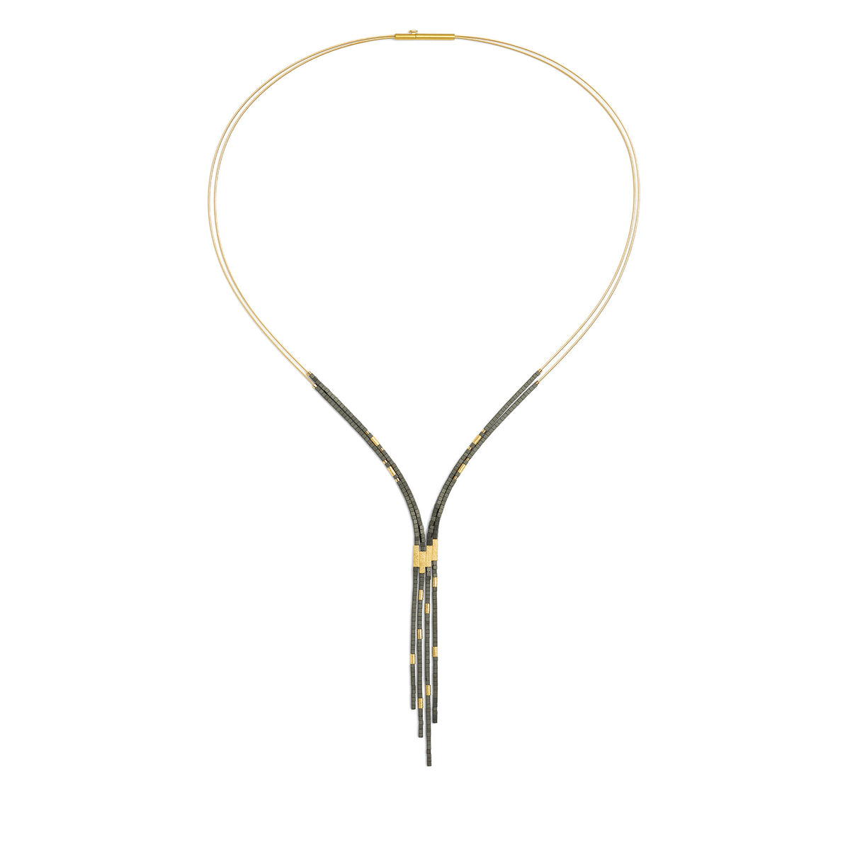 Y-Collier Yaneki von BERND WOLF aus 24-Karat-goldplattiertem Sterlingsilber mit Hämatin matt, Designlinie Cleopatra.