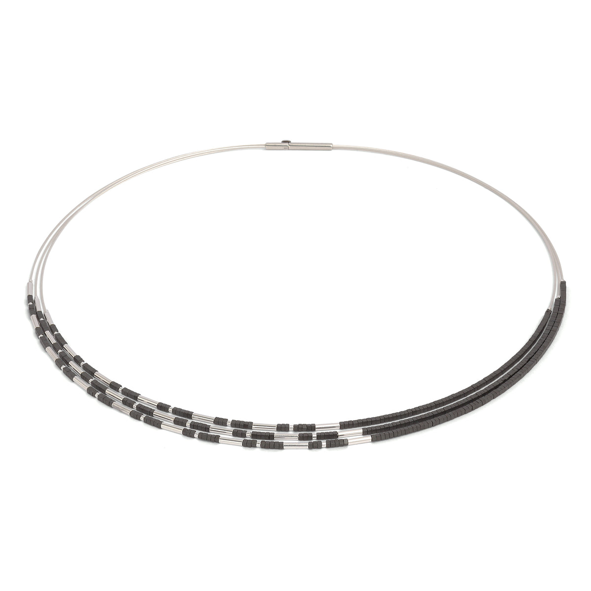Collier Clini von BERND WOLF aus 925er Sterlingsilber mit Hämatin matt, Designlinie Cleopatra.