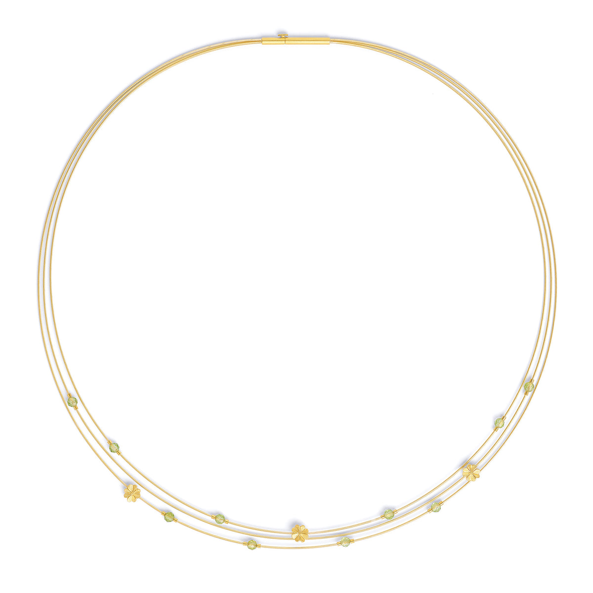 Collier Kleefacena von BERND WOLF aus 24-Karat-goldplattiertem Sterlingsilber mit Peridot, Designlinie Glücksbringer.