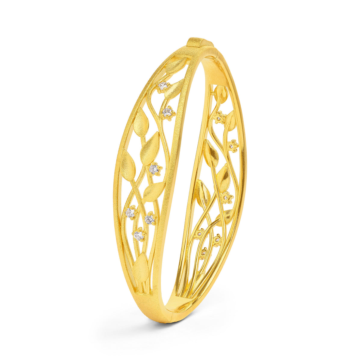 Armreif Driluna XXL von BERND WOLF aus 24-Karat-goldplattiertem Sterlingsilber mit Zirkonia, Designlinie Leaves.