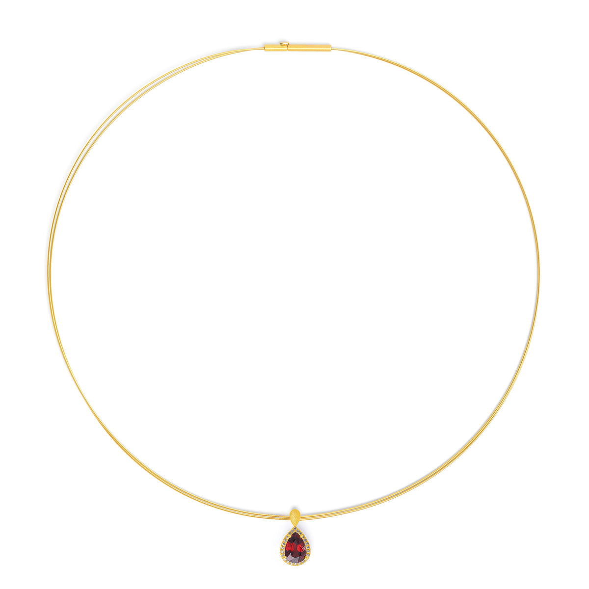 Collier Antoinette von BERND WOLF aus 24-Karat-goldplattiertem Sterlingsilber mit Granat, Designlinie Aqua.