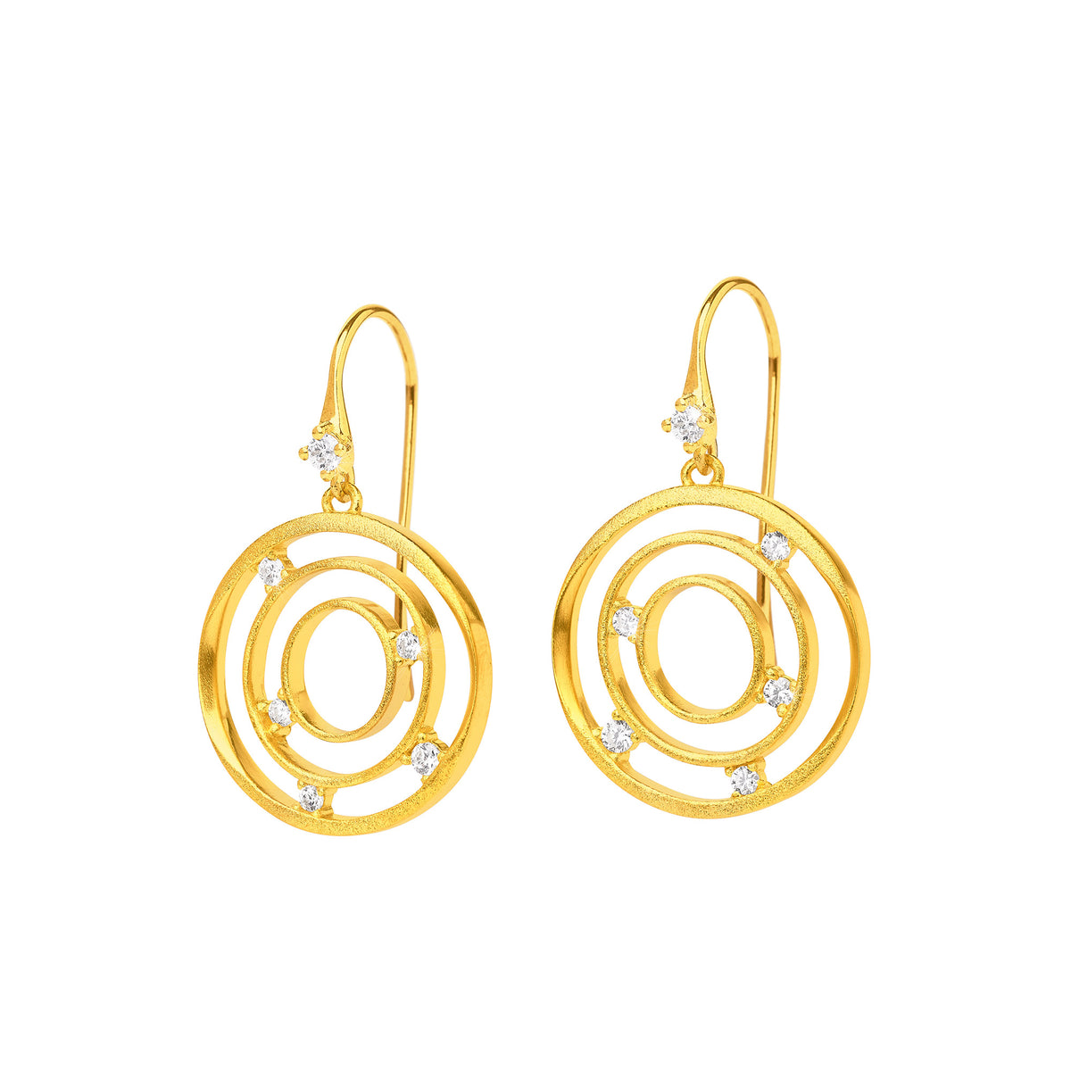 Ohrhänger Selesta von BERND WOLF aus 24-Karat-goldplattiertem Sterlingsilber mit Zirkonia, Designlinie Swing.