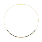 Collier Senbo von BERND WOLF aus 24-Karat-goldplattiertem Sterlingsilber mit Hämatin matt, Designlinie Sentro.