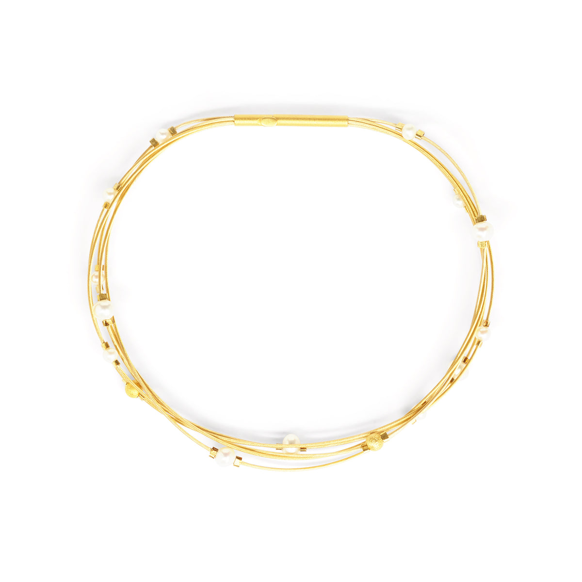 Armreif Kunia von BERND WOLF aus 24-Karat-goldplattiertem Sterlingsilber mit Süßwasserperle, Designlinie Specials.