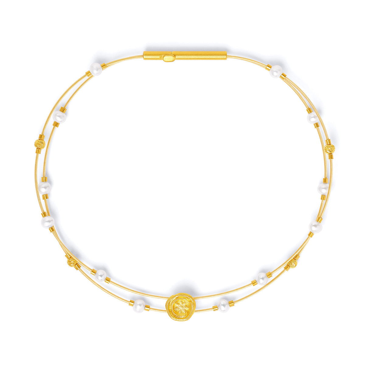 Armreif Roselis von BERND WOLF aus 24-Karat-goldplattiertem Sterlingsilber mit Süßwasserperle, Designlinie Rose.