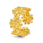 Ring Cericera von BERND WOLF aus 24-Karat-goldplattiertem Sterlingsilber mit Zirkonia, Designlinie Flowertimes.