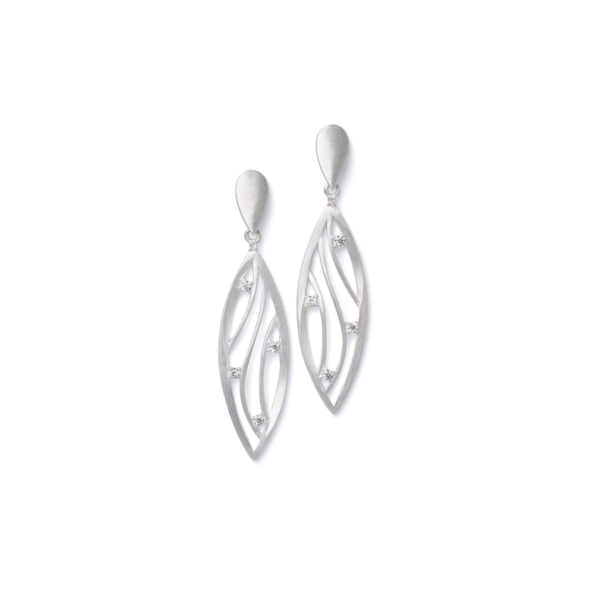 Ohrhänger Selmi von BERND WOLF aus 925er Sterlingsilber mit Zirkonia, Designlinie Swing.