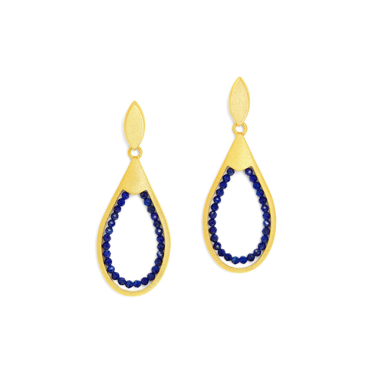 Ohrhänger Cliana von BERND WOLF aus 24-Karat-goldplattiertem Sterlingsilber mit Lapislazuli.