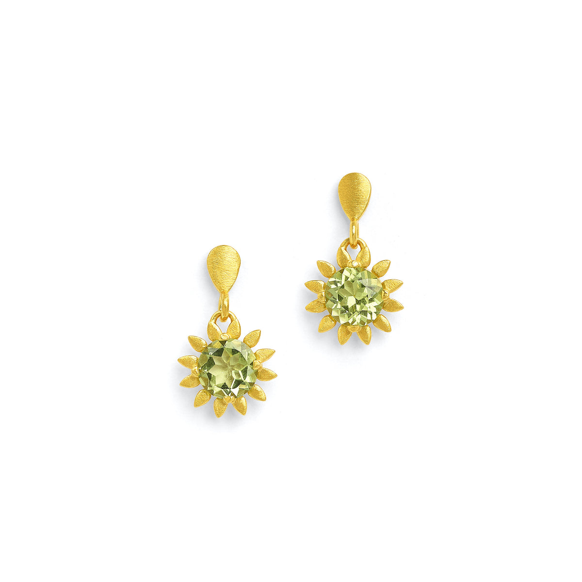 Ohrhänger Soleil von BERND WOLF aus 24-Karat-goldplattiertem Sterlingsilber mit Peridot, Designlinie Soleil.