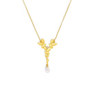 Kette mit Anhänger Yolani von BERND WOLF aus 24-Karat-goldplattiertem Sterlingsilber mit Süßwasserperle, Designlinie Leaves.