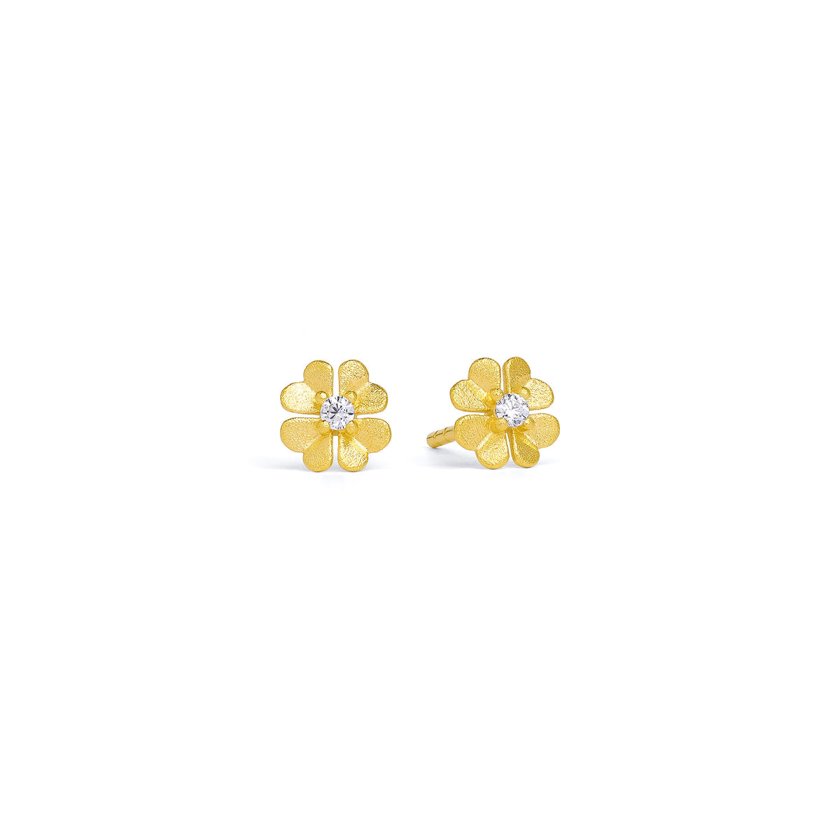 Ohrstecker Kleesi von BERND WOLF aus 24-Karat-goldplattiertem Sterlingsilber mit Zirkonia, Designlinie Glücksbringer.