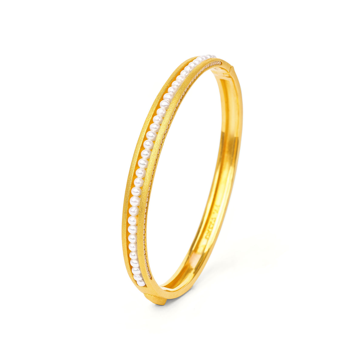 Armreif Sidekick von BERND WOLF aus 24-Karat-goldplattiertem Sterlingsilber mit Süßwasserperle, Designlinie Sentro.