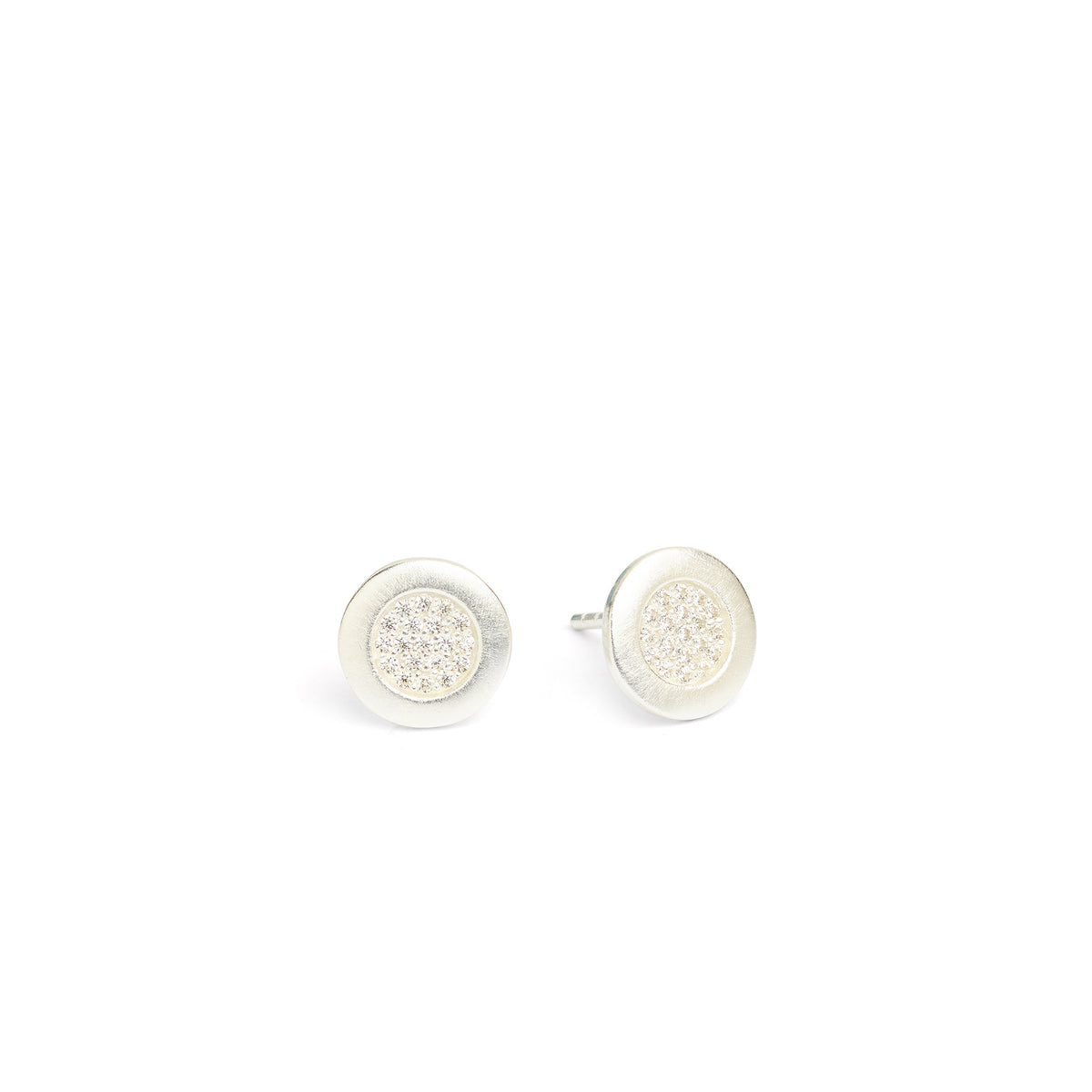 Ohrstecker Padmi von BERND WOLF aus 925er Sterlingsilber mit Zirkonia, Designlinie Pavé Zirkonia.